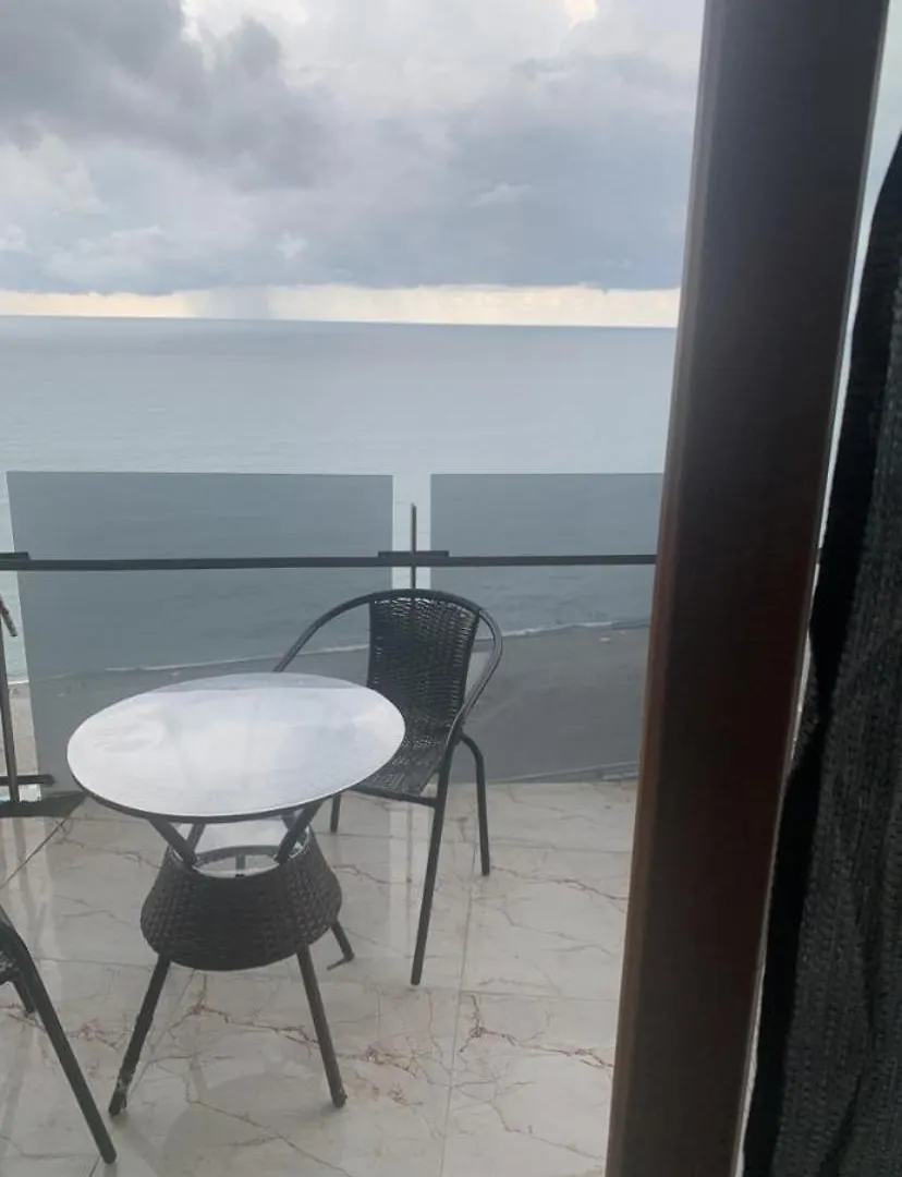 Буса Apartment Batumi